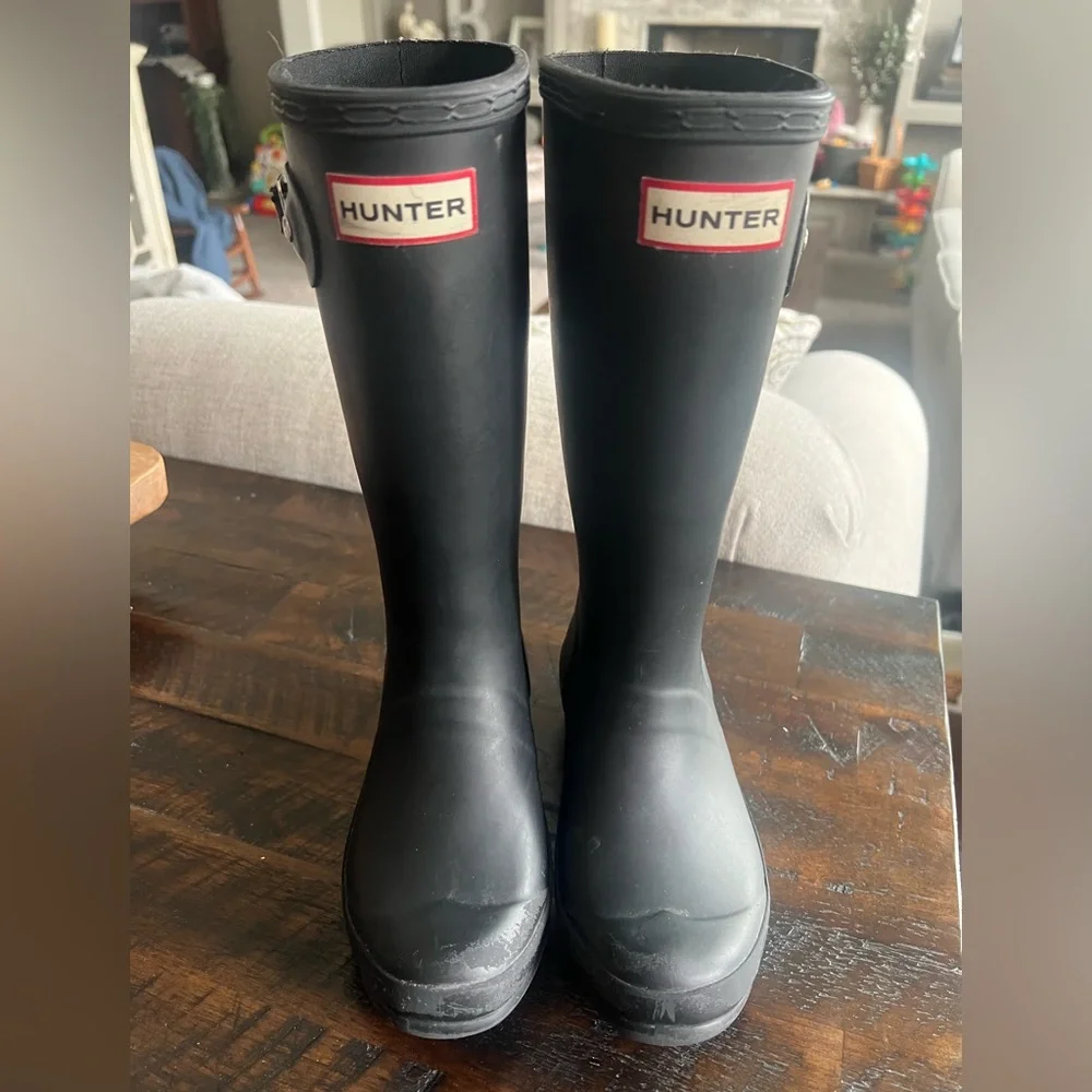Hunter Kids Black Rain Boots with Red Logo